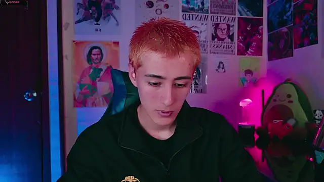 Snapshot of Jeremias_miller chatting on 10/20/25, 05:46 Jeremias miller online show from 10/20/25, 05:46