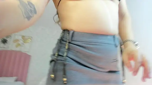 Anni cervantes online show from 09/19/25, 03:19