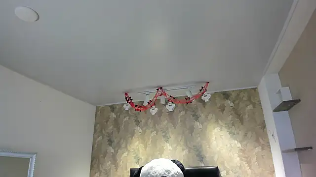 Saya Amaretto1 online show from 10/10/25, 07:02