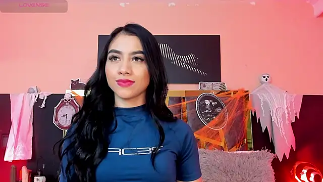 Snapshot of ScarletTorres chatting on 10/29/25, 07:04 ScarletTorres online show from 10/29/25, 07:04