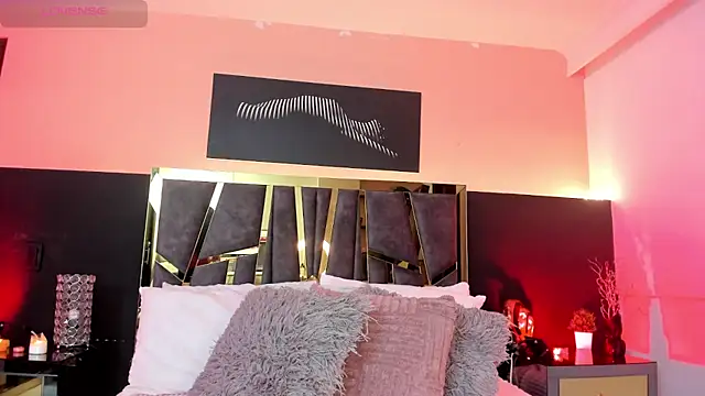 Snapshot of ScarletTorres chatting on 11/14/25, 06:50 ScarletTorres online show from 11/14/25, 06:50