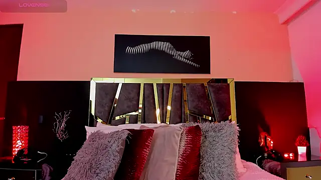 Snapshot of ScarletTorres chatting on 11/27/25, 06:10 ScarletTorres online show from 11/27/25, 06:10