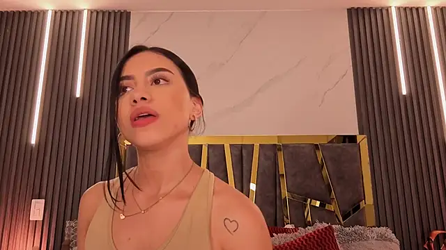 ScarletTorres online show from 05/19/26, 01:56