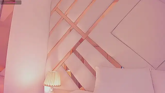 Snapshot of Saday_ chatting on 11/26/25, 04:13 Saday online show from 11/26/25, 04:13