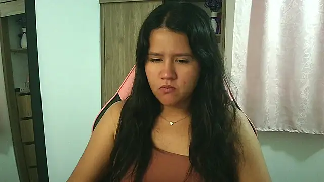 Oliviawatson1 online show from 11/26/25, 01:01