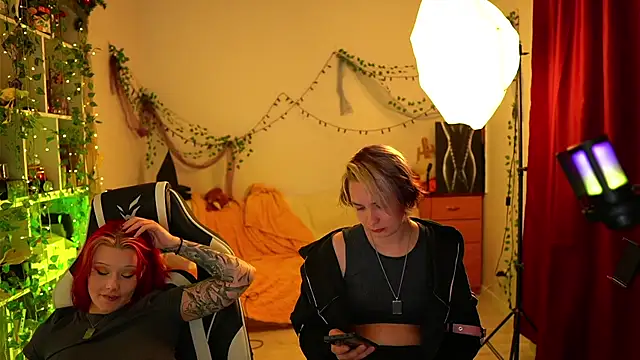 Snapshot of Sova173 chatting on 09/17/25, 06:20 Sova173 online show from 09/17/25, 06:20