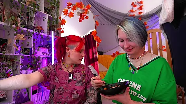 Snapshot of Sova173 chatting on 09/29/25, 09:14 Sova173 online show from 09/29/25, 09:14