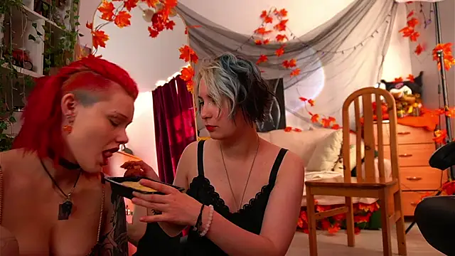 Snapshot of Sova173 chatting on 10/03/25, 08:33 Sova173 online show from 10/03/25, 08:33