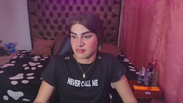 lailahdark online show from 11/20/25, 05:29