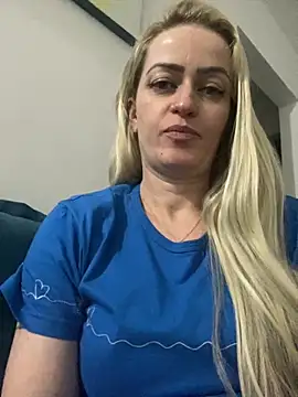 Snapshot of Alerquinasc chatting on 10/03/25, 11:24 Alerquinasc online show from 10/03/25, 11:24