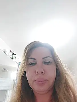 Snapshot of Alisasex@xh chatting on 11/07/25, 09:42 Alisasexxh online show from 11/07/25, 09:42