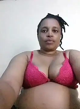 Snapshot of Prettyboobiesx chatting on 11/05/25, 10:10 Prettyboobiesx online show from 11/05/25, 10:10