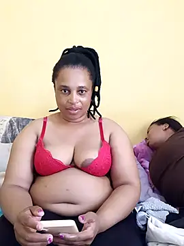 Snapshot of Prettyboobiesx chatting on 11/15/25, 08:00 Prettyboobiesx online show from 11/15/25, 08:00