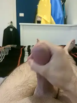 Snapshot of Davi_dlx chatting on 10/15/25, 07:52 Davi dlx online show from 10/15/25, 07:52