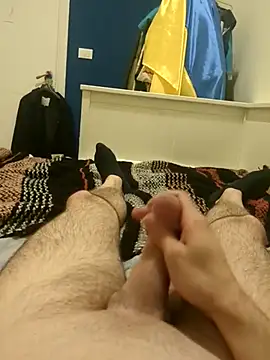 Snapshot of Davi_dlx chatting on 10/15/25, 07:58 Davi dlx online show from 10/15/25, 07:58