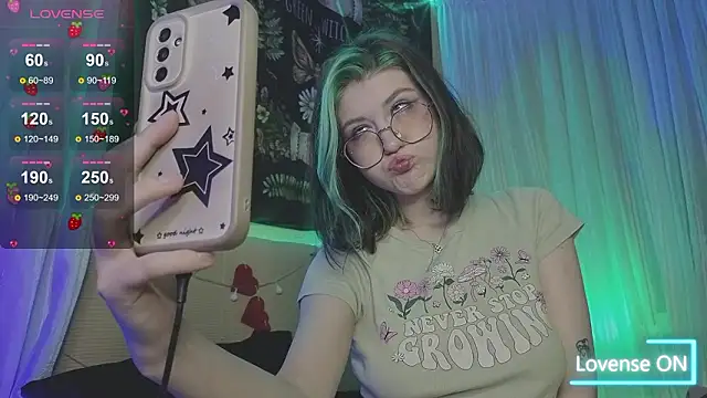 Snapshot of Miko_Meow chatting on 03/19/26, 05:06 Miko Meow online show from 03/19/26, 05:06