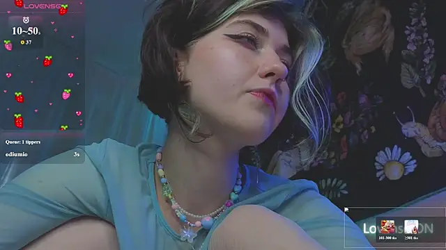 Snapshot of Miko_Meow chatting on 07/05/26, 03:30 Miko Meow online show from 07/05/26, 03:30