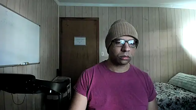 NaturalBeautyQueen online show from 10/10/25, 01:32