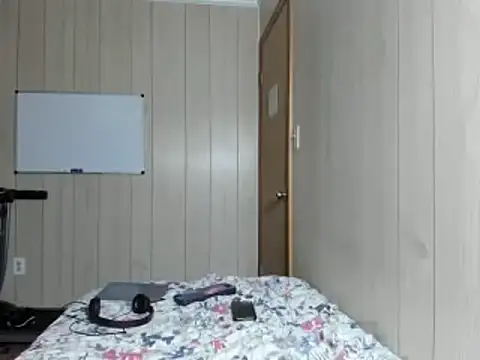 NaturalBeautyQueen online show from 10/30/25, 09:33