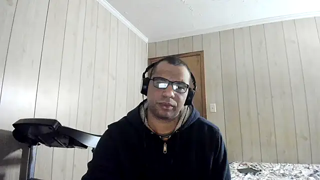 NaturalBeautyQueen online show from 07/02/26, 02:01