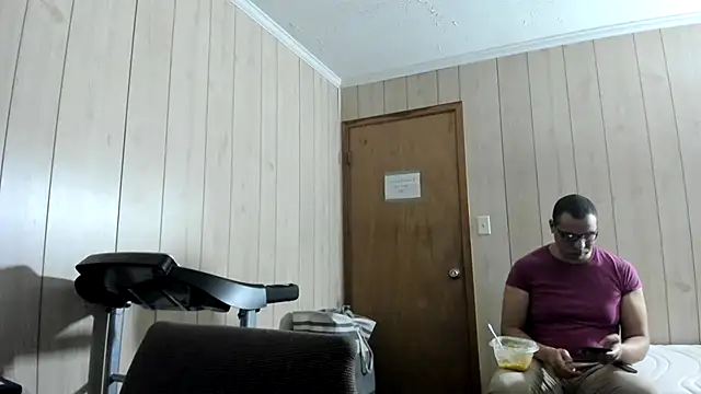 NaturalBeautyQueen online show from 07/07/26, 11:25