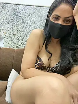 Snapshot of SashaPatel chatting on 05/06/26, 02:33 SashaPatel online show from 05/06/26, 02:33
