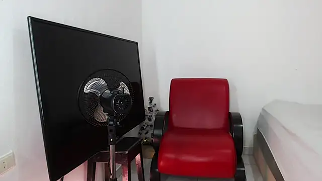 Alex mojica online show from 12/03/25, 06:10