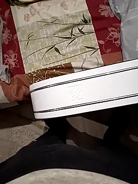 Mumuska online show from 11/29/25, 04:32