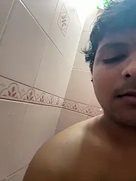 Snapshot of Kira_1413 chatting on 09/28/25, 03:50 Kira 1413 online show from 09/28/25, 03:50