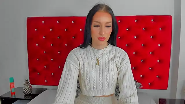 Snapshot of PleasureJasmine chatting on 11/21/25, 09:41 PleasureJasmine online show from 11/21/25, 09:41