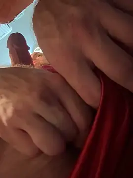 Snapshot of bearcub300 chatting on 09/27/25, 06:57 bearcub300 online show from 09/27/25, 06:57