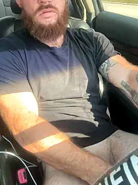 Snapshot of bearcub300 chatting on 09/30/25, 08:47 bearcub300 online show from 09/30/25, 08:47