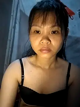 LinhNa999 online show from 09/21/25, 12:40