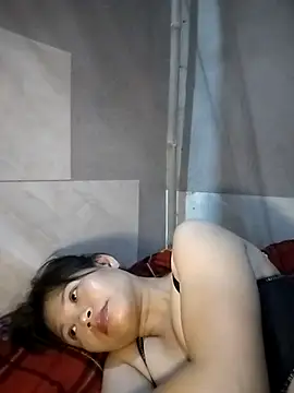 LinhNa999 online show from 09/23/25, 04:59