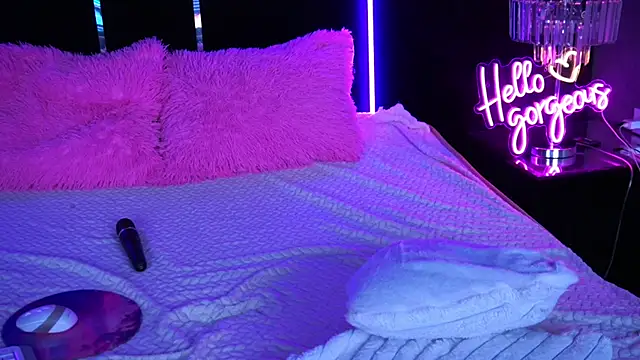 MysticGrace online show from 11/30/25, 09:08