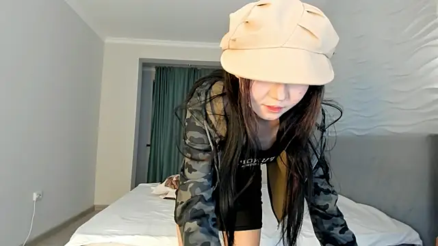 kawai mai online show from 11/25/25, 04:18