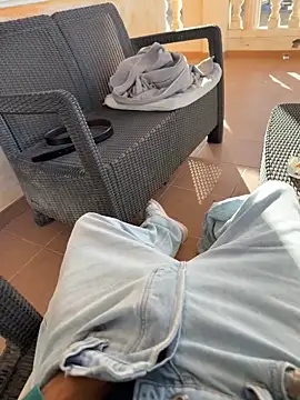 Snapshot of Manu97k chatting on 11/12/25, 09:10 Manu97k online show from 11/12/25, 09:10