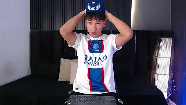 Dominic ghost online show from 07/13/26, 09:06