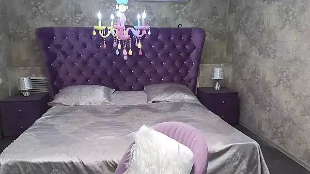 Eloisa Eliot online show from 10/10/25, 01:32