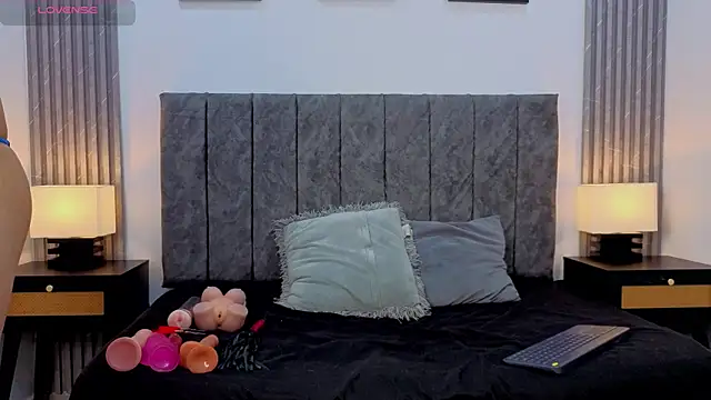 Liam forest  online show from 10/01/25, 04:51