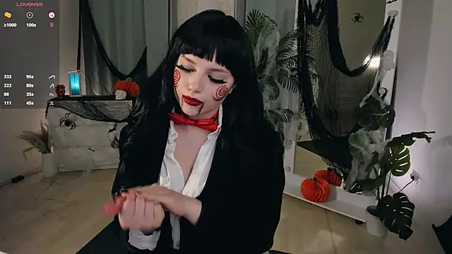 Snapshot of GabiMeshuggah chatting on 10/30/25, 08:42 GabiMeshuggah online show from 10/30/25, 08:42