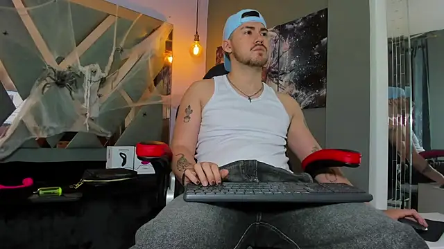 BrunoWalkerr online show from 10/24/25, 11:50