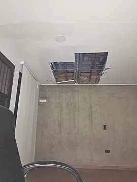 sarah garcia  online show from 11/08/25, 01:50