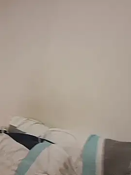 sarah garcia  online show from 12/13/25, 10:59