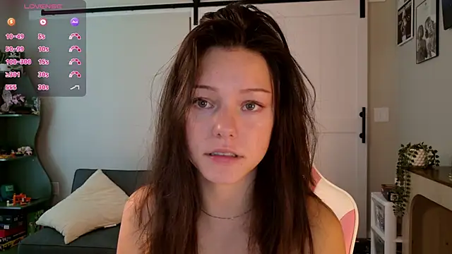 Snapshot of lilbbyily chatting on 08/03/26, 03:49 lilbbyily online show from 08/03/26, 03:49