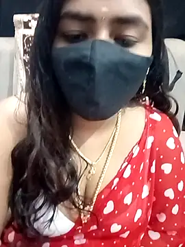 Snapshot of Tamil_Lotus chatting on 10/05/25, 05:33 Tamil Lotus online show from 10/05/25, 05:33