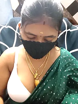 Snapshot of Tamil_Lotus chatting on 06/12/26, 05:01 Tamil Lotus online show from 06/12/26, 05:01