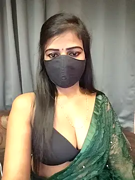 Snapshot of Misss-julli chatting on 02/27/26, 12:49 Misss-julli online show from 02/27/26, 12:49