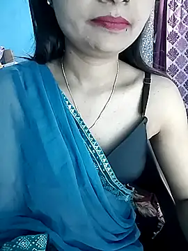 Vaani Actress online show from 11/24/25, 03:12