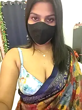 hoty sonali online show from 10/13/25, 01:33